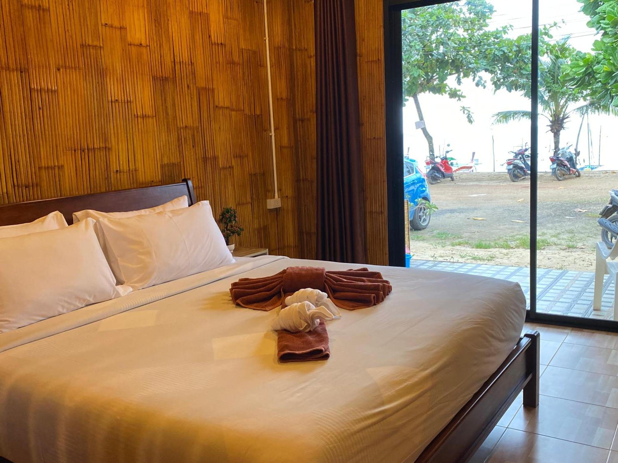 Lanta Wild Beach Resort Ko Lanta Exterior foto