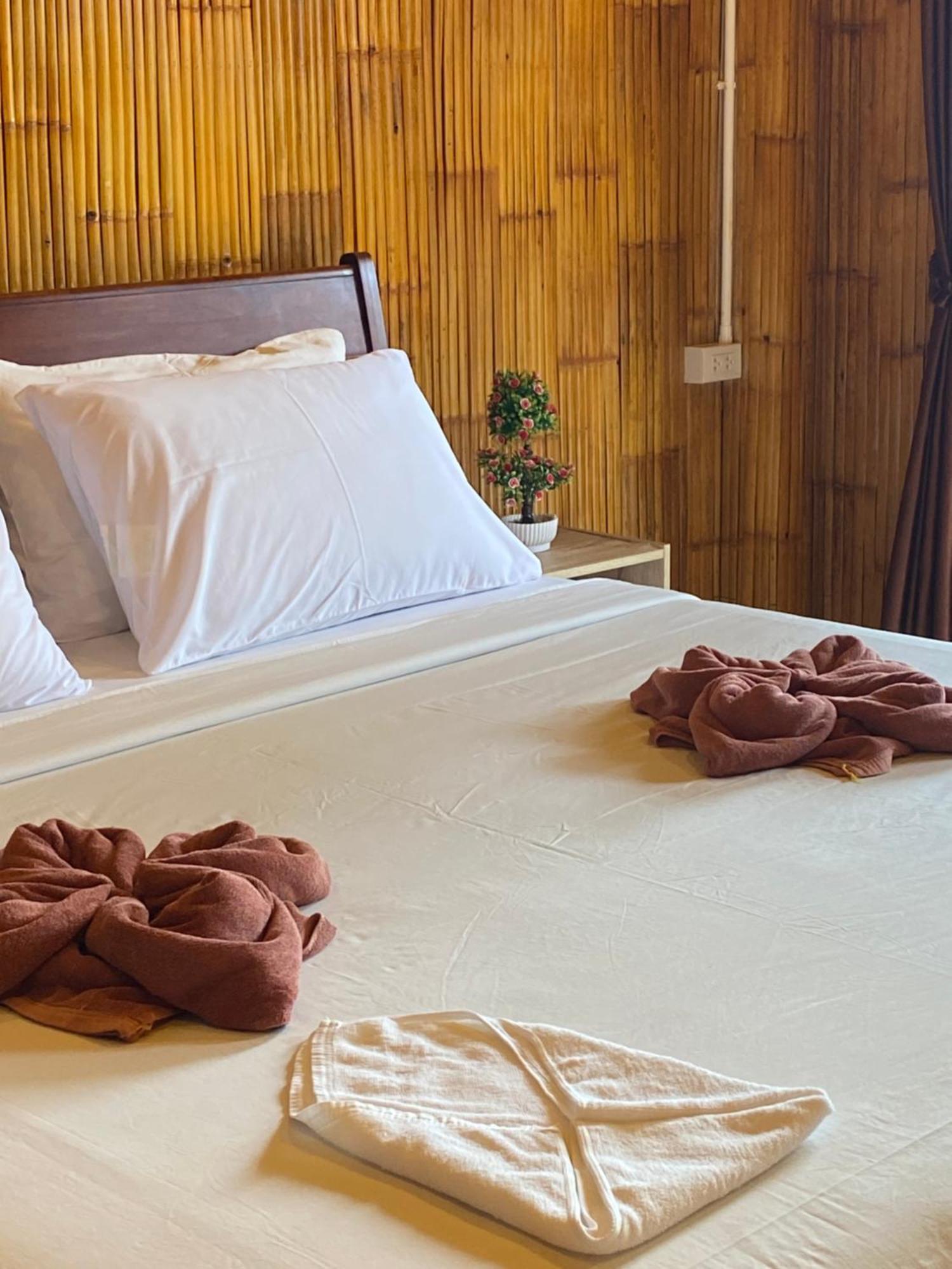 Lanta Wild Beach Resort Ko Lanta Exterior foto