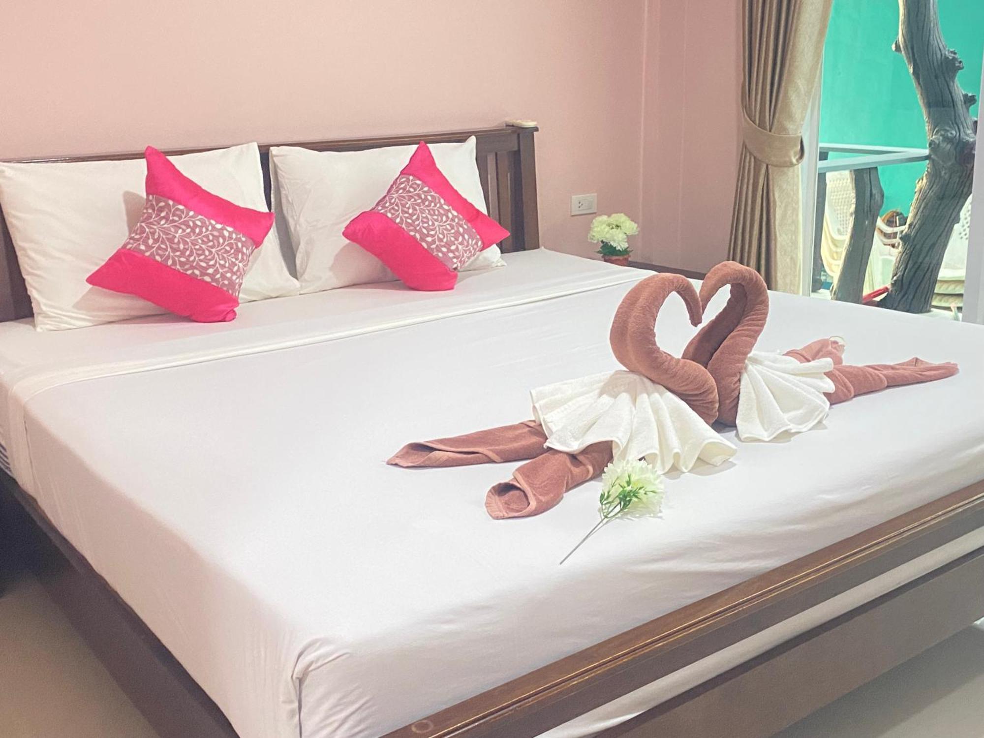 Lanta Wild Beach Resort Ko Lanta Exterior foto