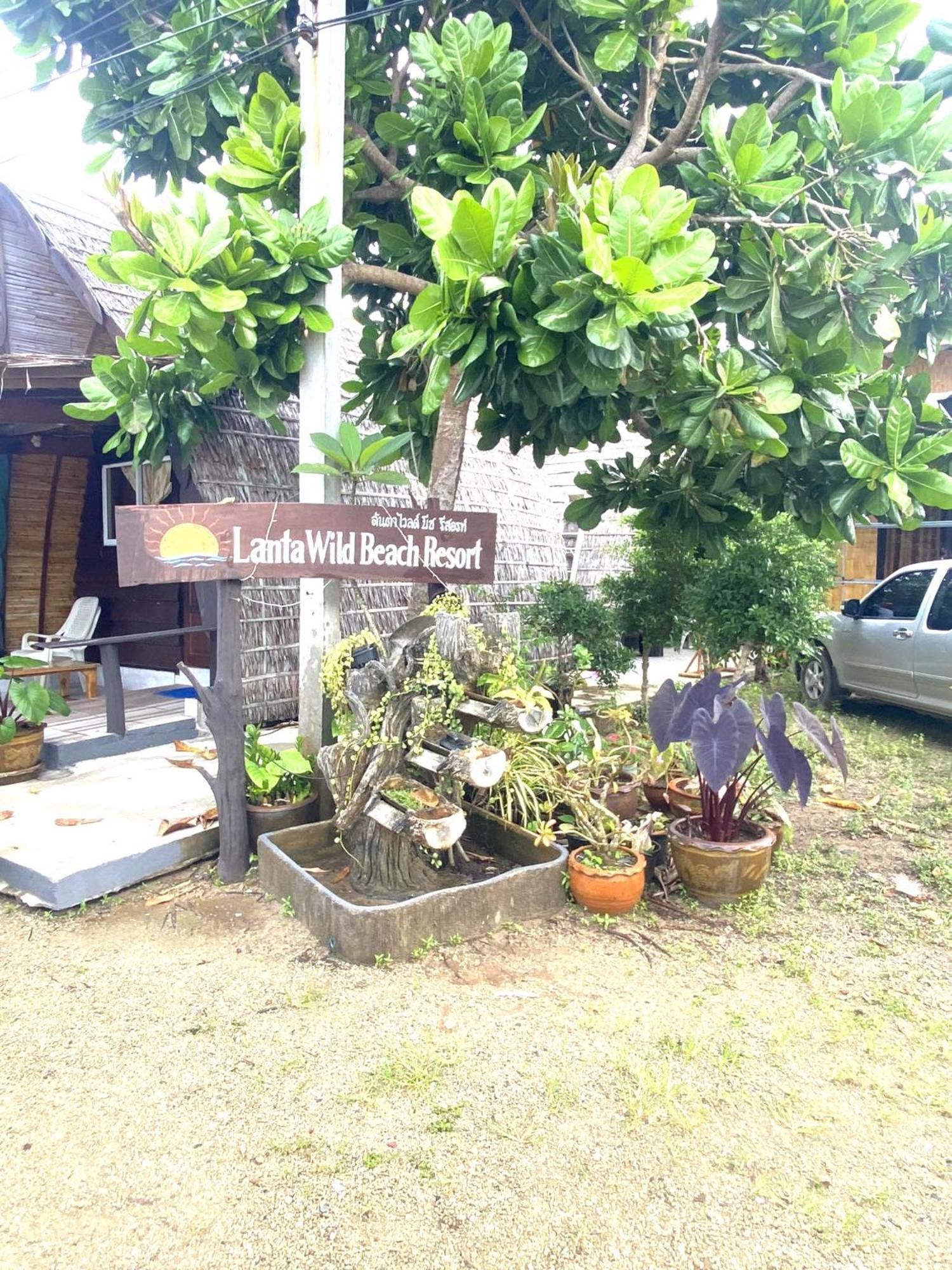 Lanta Wild Beach Resort Ko Lanta Exterior foto