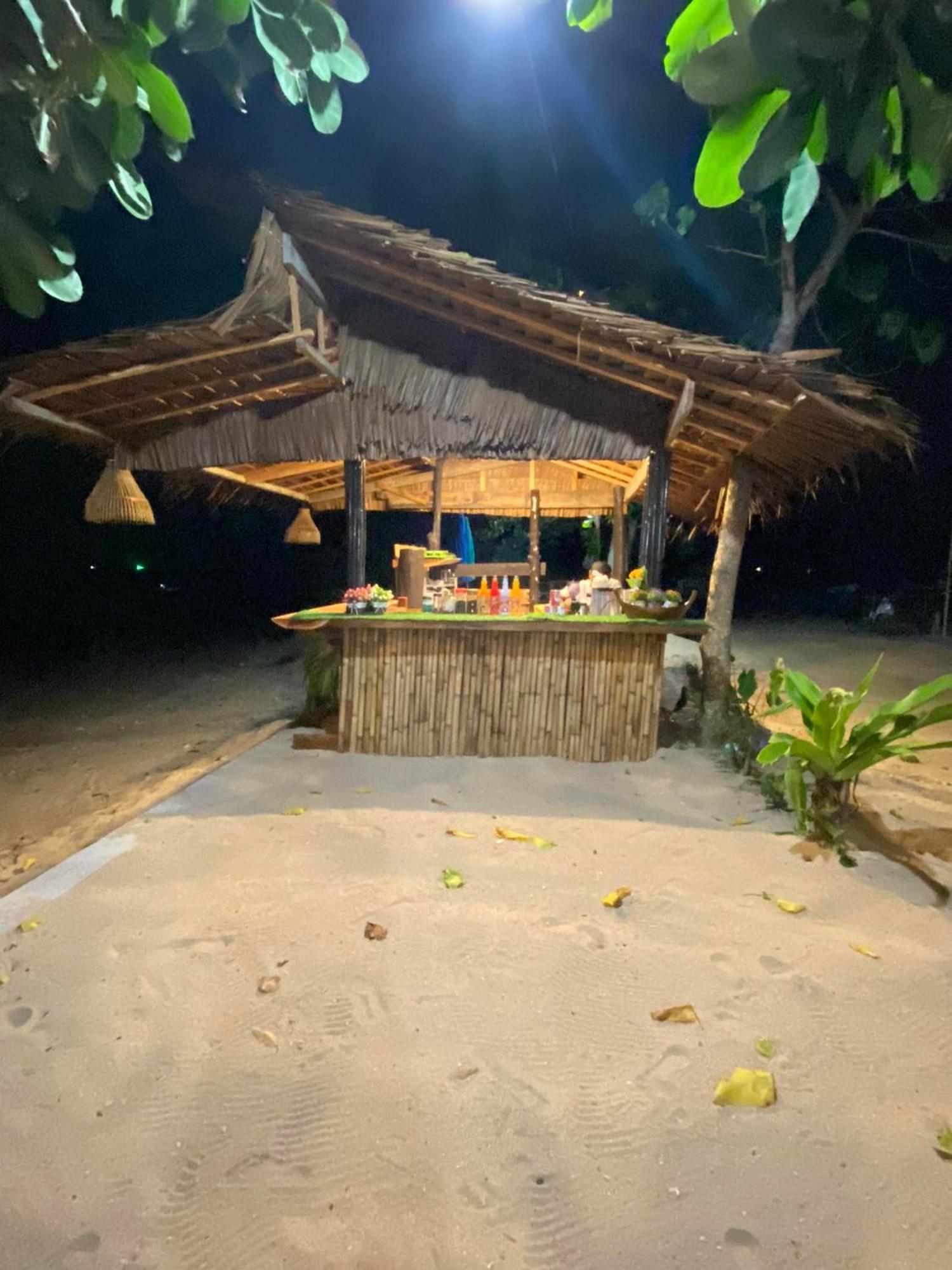 Lanta Wild Beach Resort Ko Lanta Exterior foto